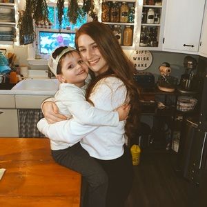 Meet your Posher, Victoria